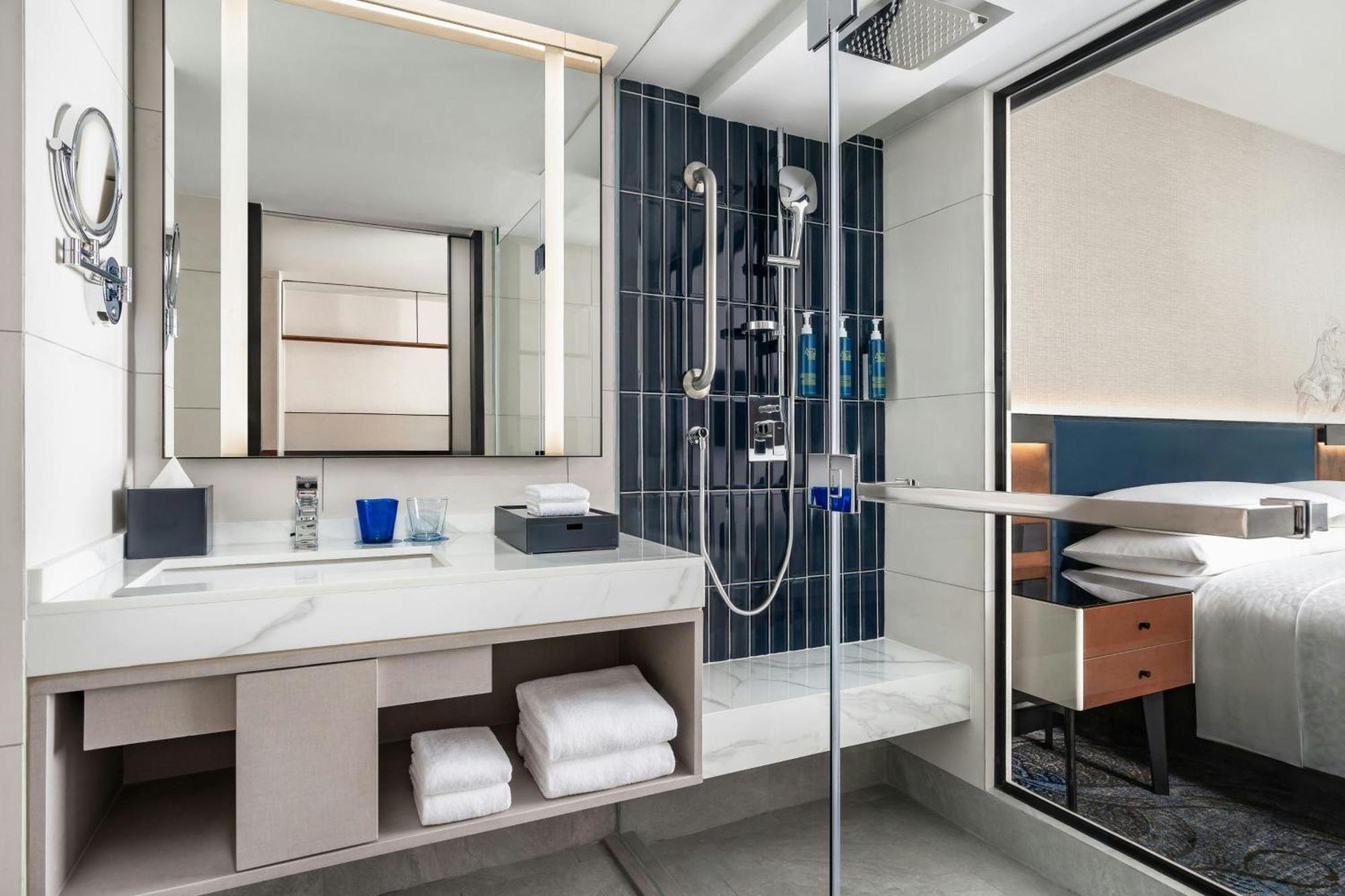 Four Points By Sheraton Bangkok, Sukhumvit 22 Экстерьер фото